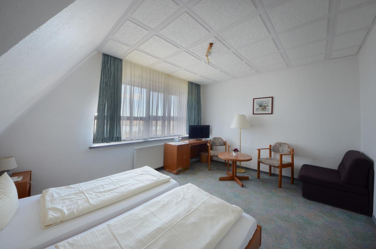 Land-Gut-Hotel Barbarossa Kelbra Eksteriør billede